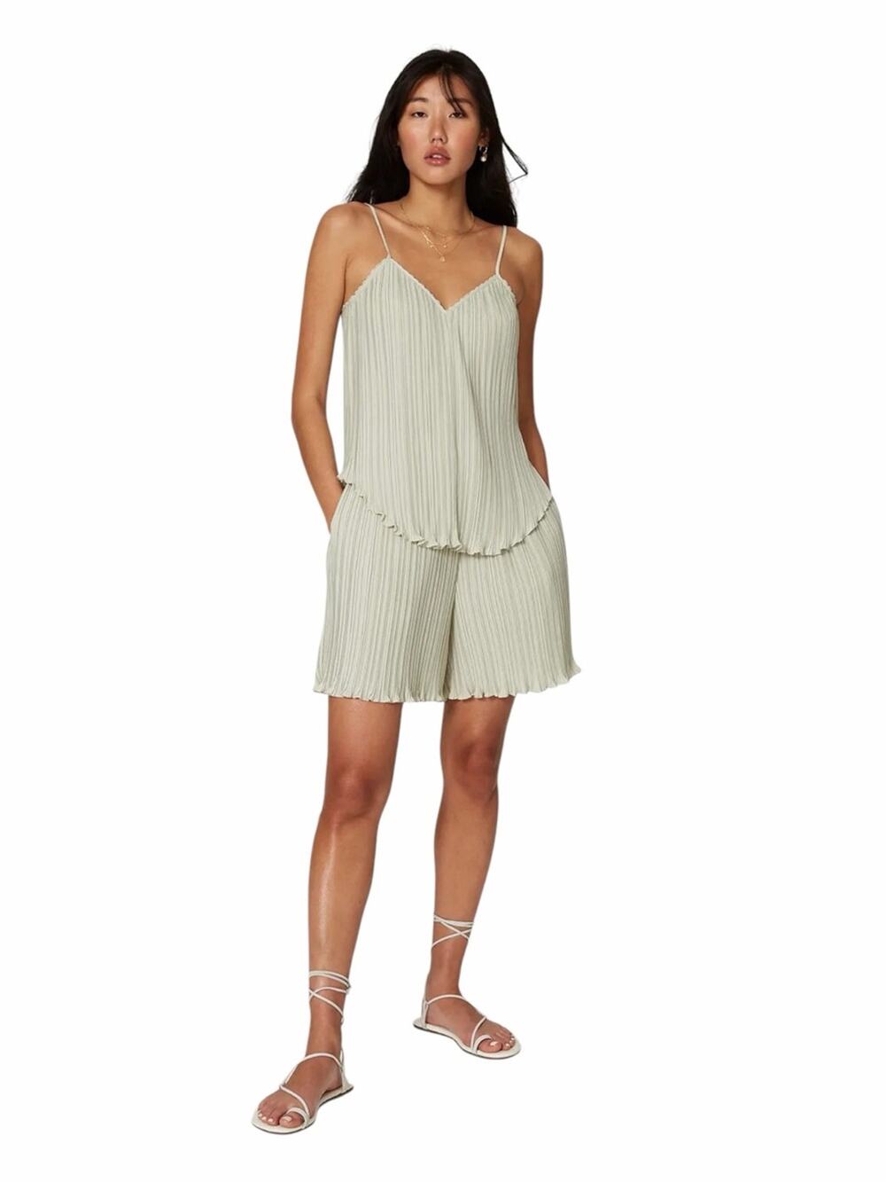 Rebecca Taylor Sage Green Pleated High Waisted Shorts Side Zip Pockets Size 6
